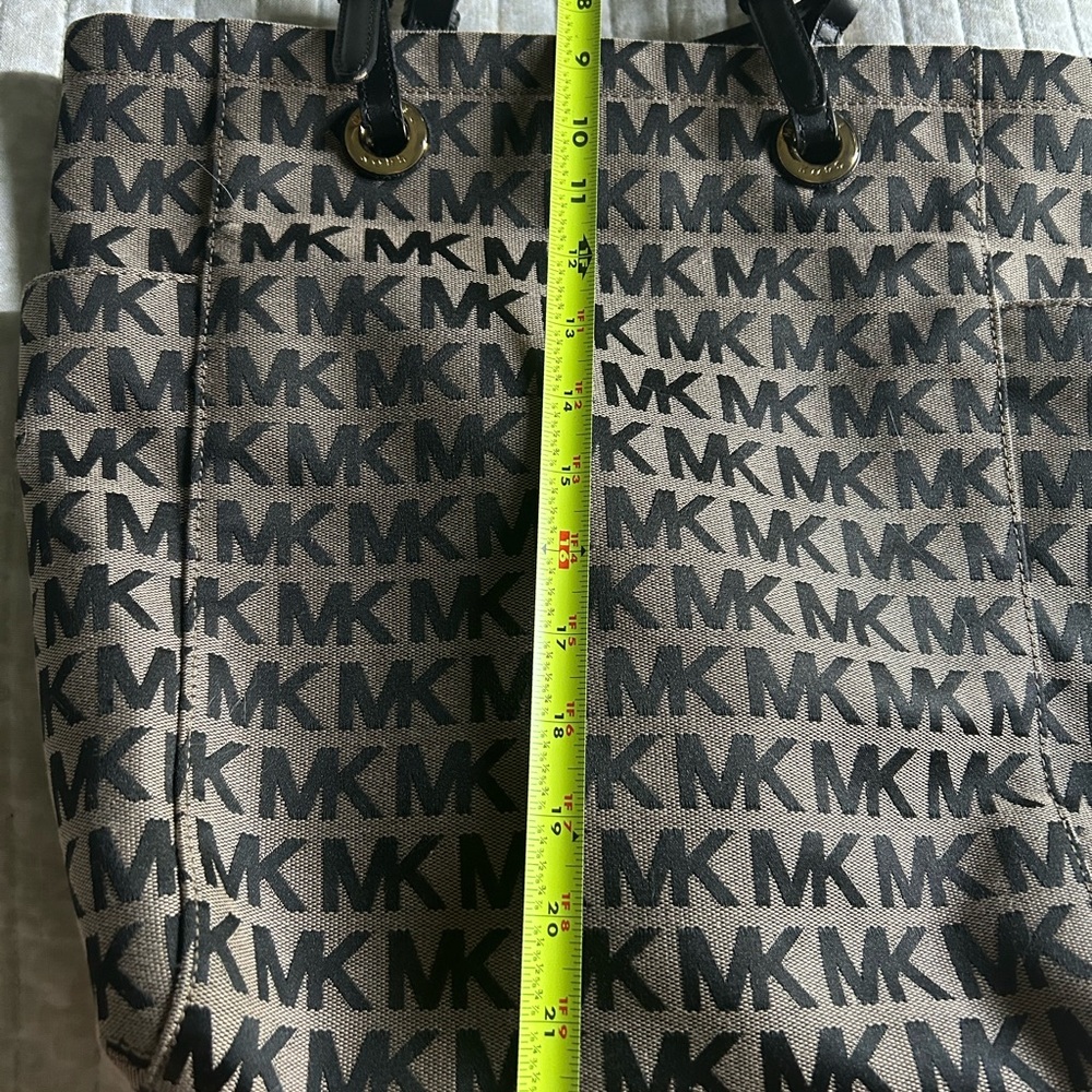 Michael Kors Black and Tan Monogram Tote - Picture 7 of 10